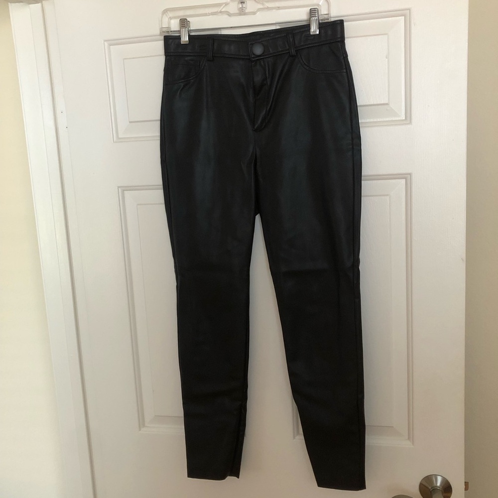 Zara Black Skinny Jeans Sleek Fit